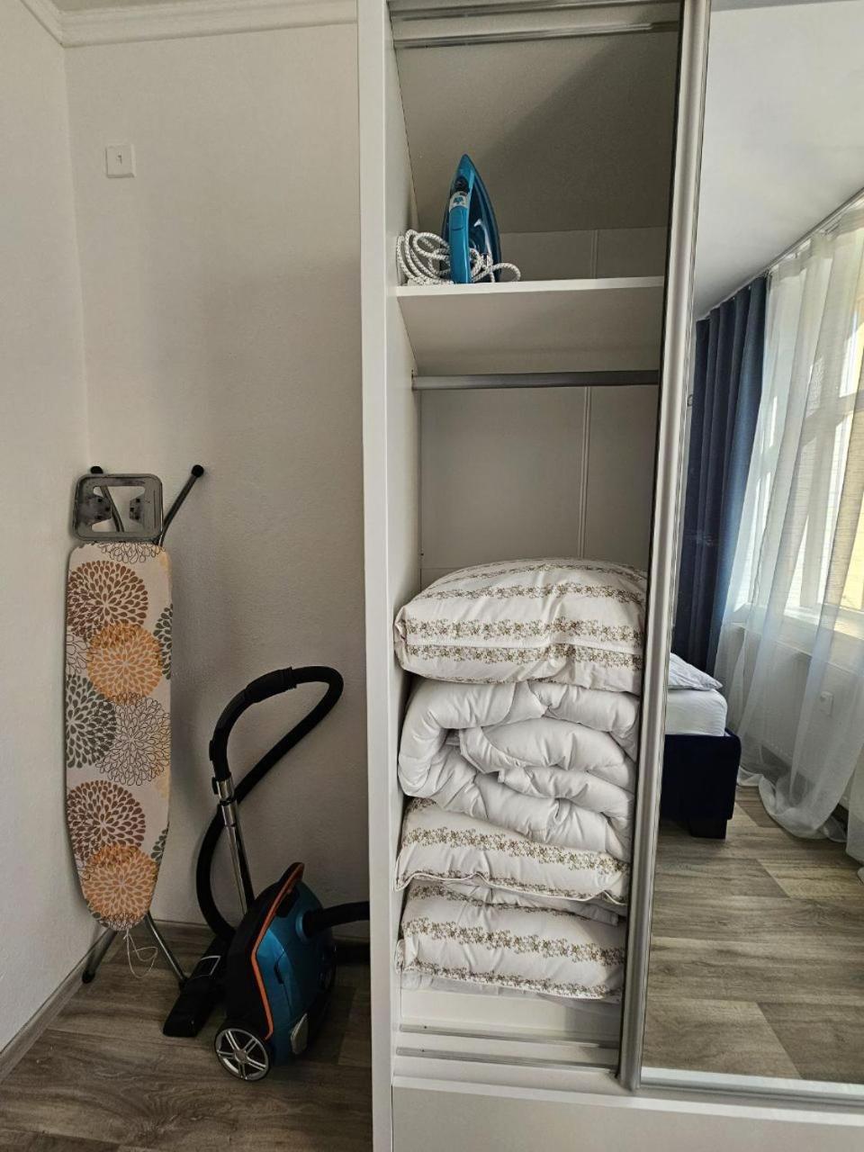 Apartment Prostorny V Centru - Wi-fi, Netflix Hradec Kralove